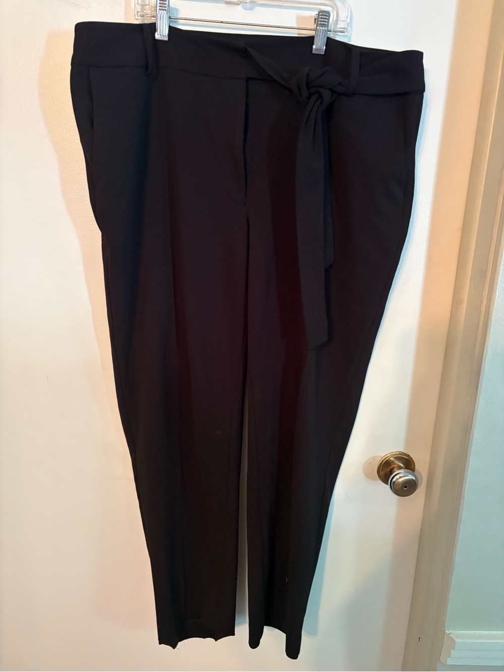 Anne Klein women’s large Black Tie-Waist Straight-Leg Trousers